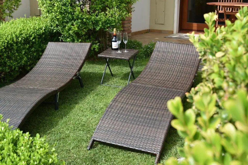 Beach-front boutique apartment Lido 113