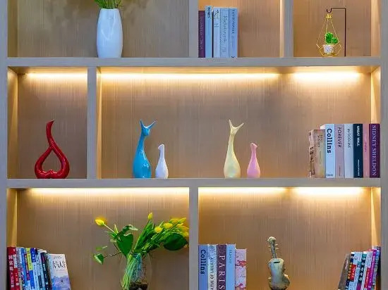 Yahao Garden Hotel (Shenzhen Songgang Metro Station)