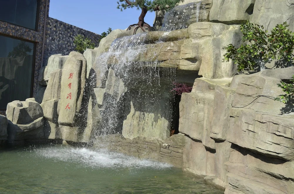Dalian Zunhao Holiday Hotel