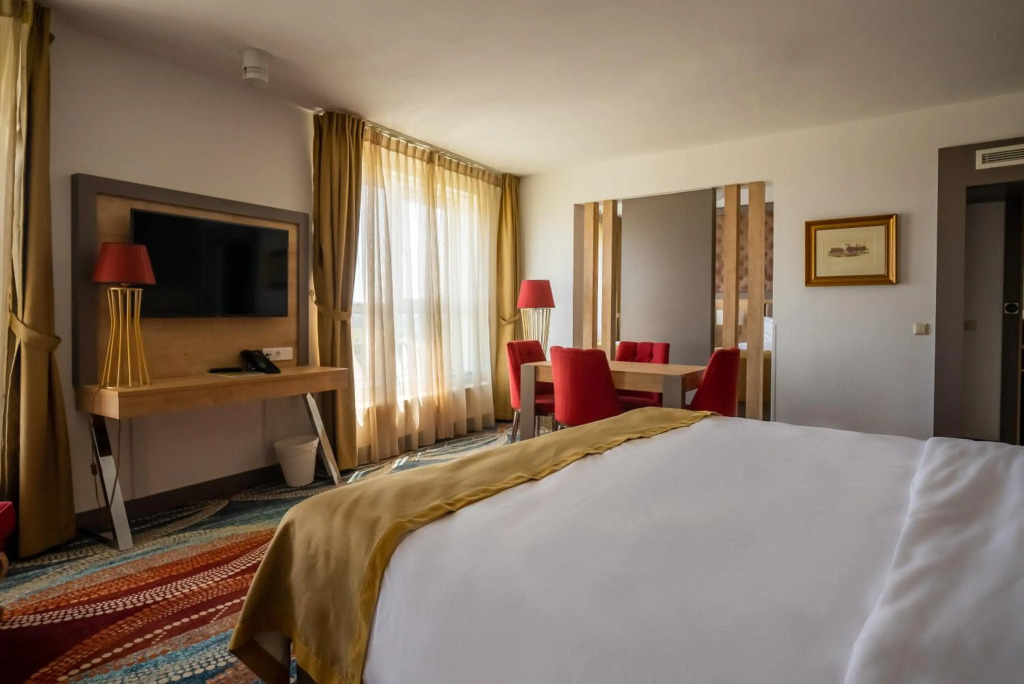 ART Hotel Rotterdam-Fully Renovated