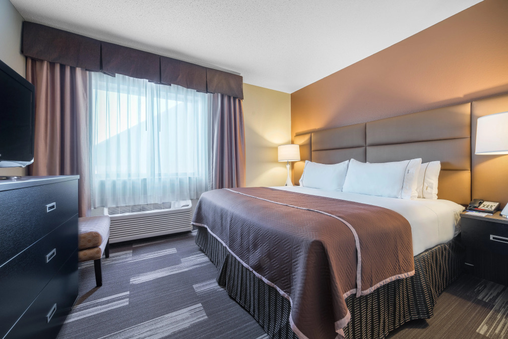 Holiday Inn Express Hotel & Suites St. Paul - Woodbury by IHG