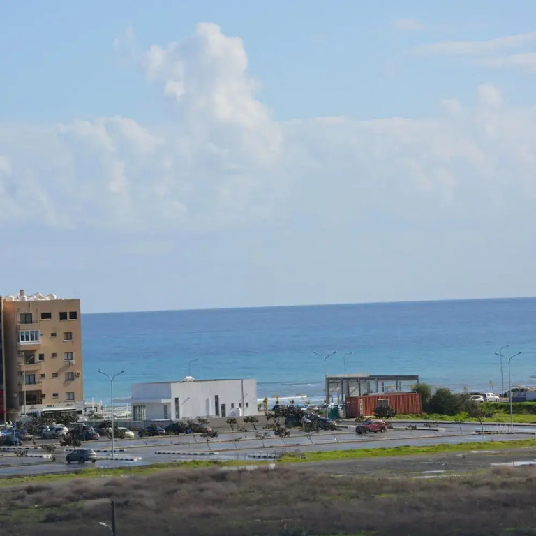 69 LCA - Stay Sea and Salt Lake Panoramic View Apt