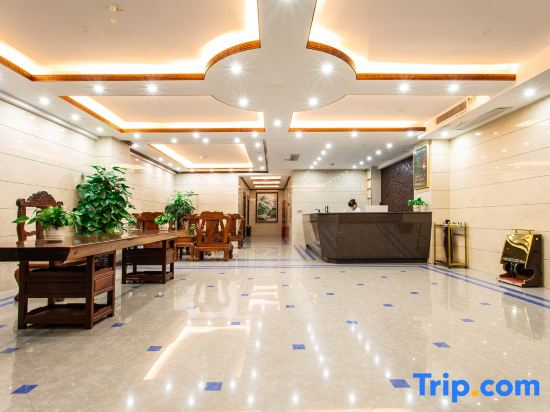Qichen Hotel (Fangchenggang Beibu Gulf Boulevard Branch)