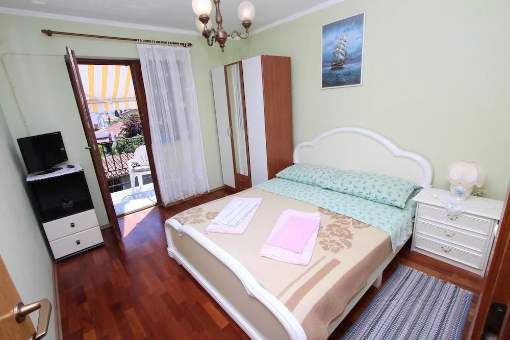 Apartments Miriana