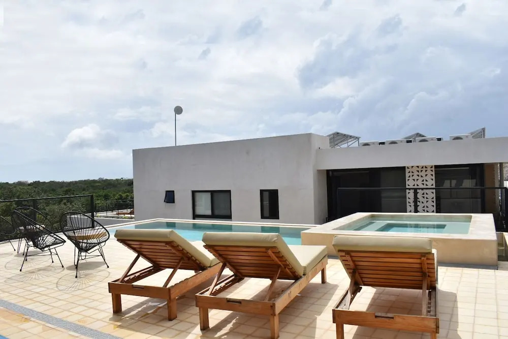 Apartment With Private Plunge Pool - Ground Floor by Sessile