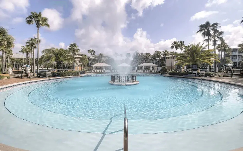 Steps to Beach Pool, Bikes & Game Room Seacrest 5BR
