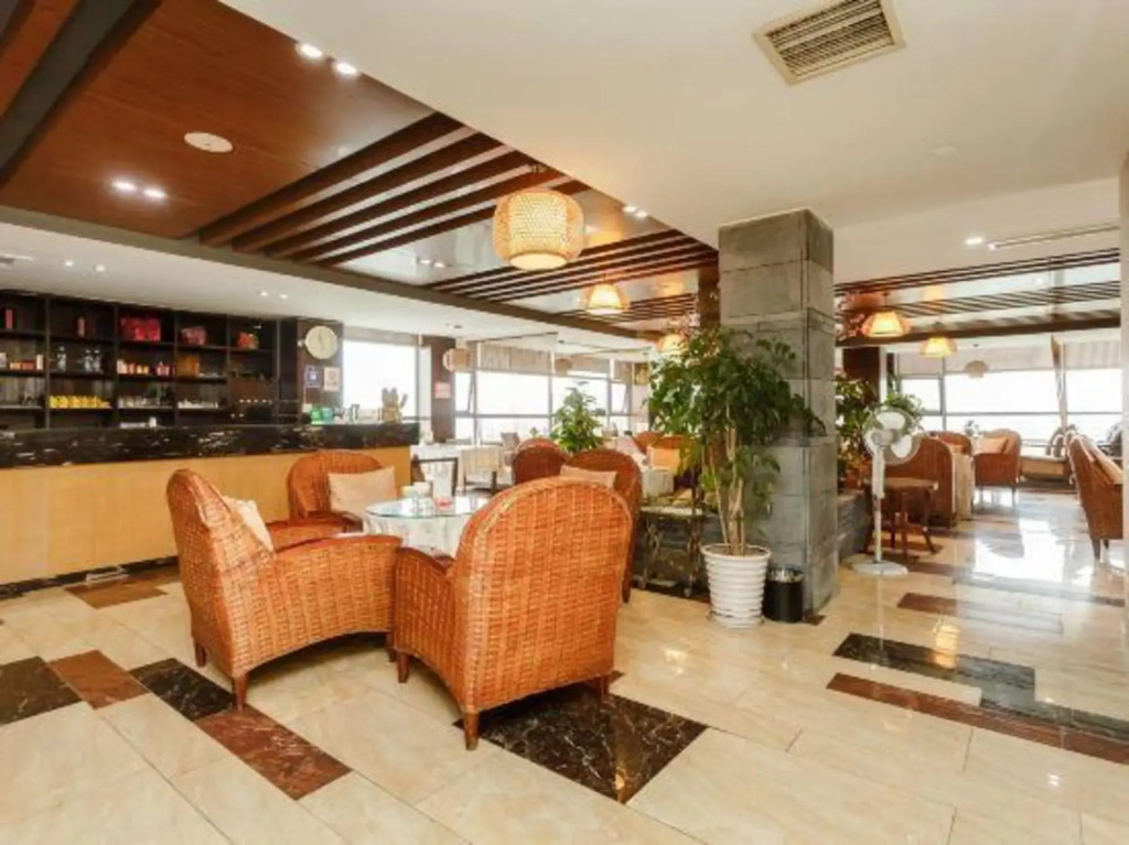jincheng Hotel