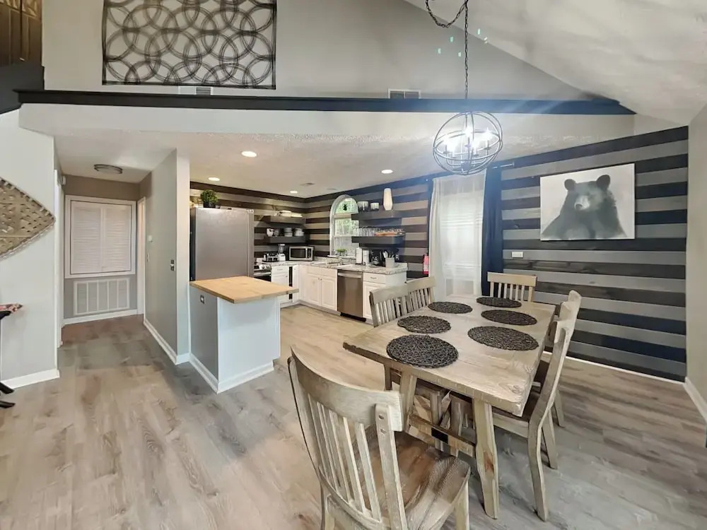 Hilltop Hideaway by Jackson Mountain Rentals