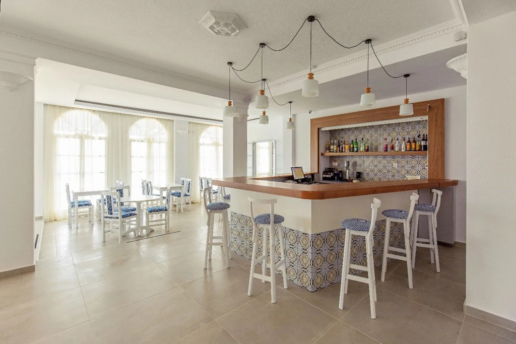 Rivari Santorini Hotel
