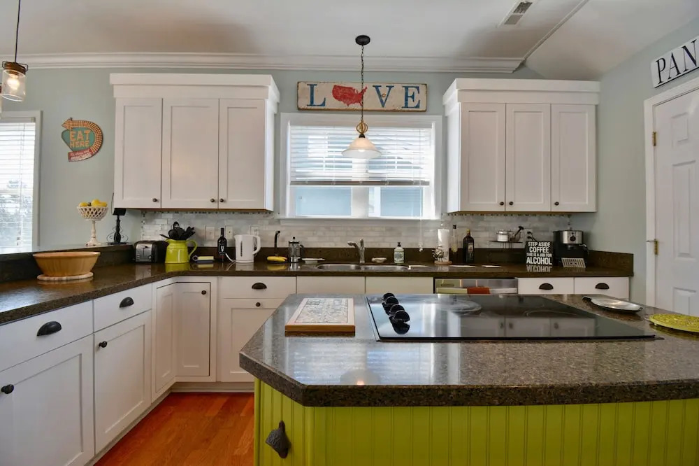 1 Block To Beach! Ocean-view Oak Island 4 Bedroom Home