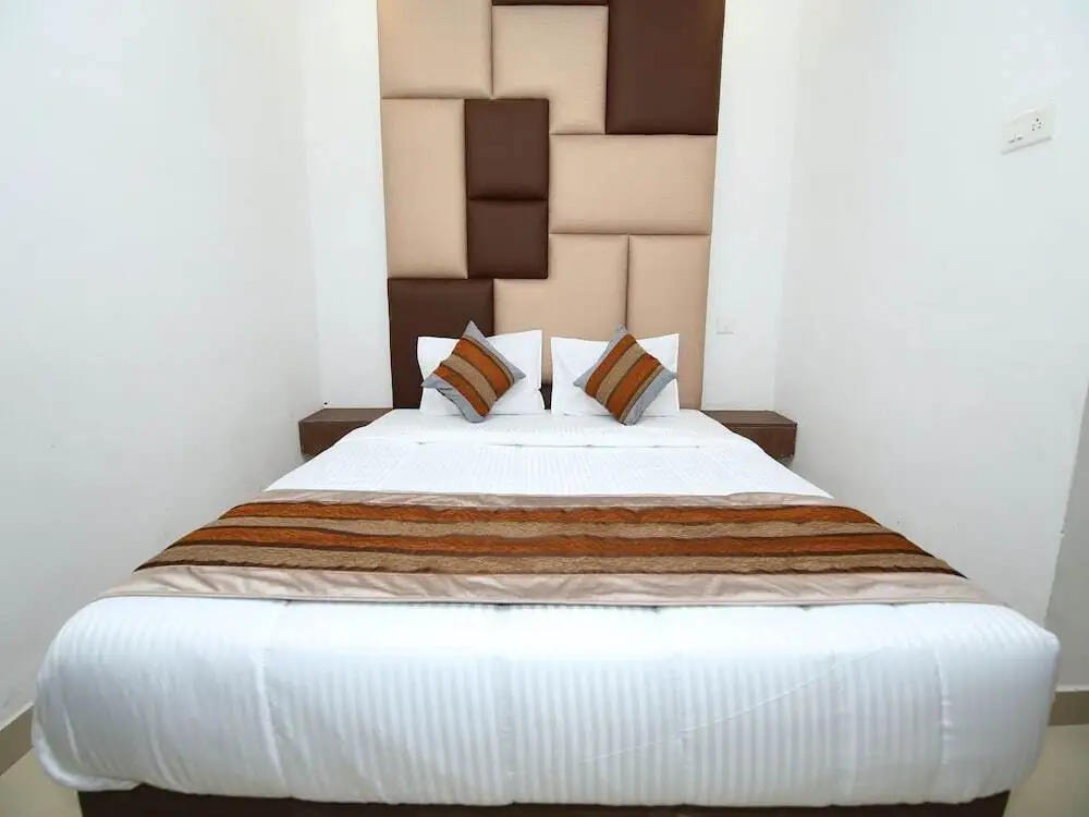 Hotel Surya