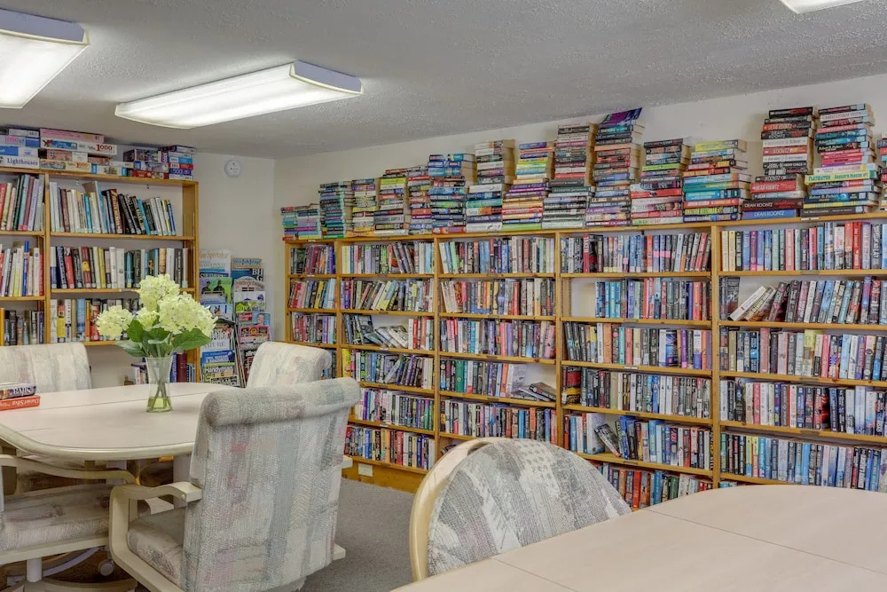Waterside Jensen Beach Home w/ Marina Access!