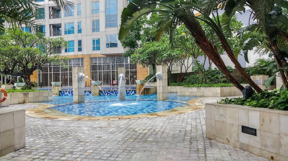 Stunning And Strategic 2Br Apartment At Casa Grande Residence