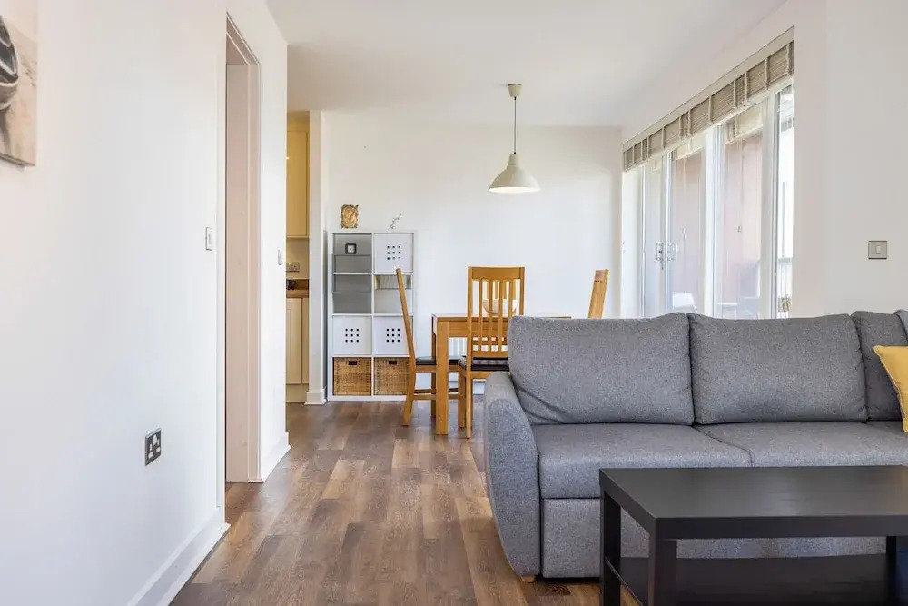 JOIVY Modern 2-Bedroom Flat Near Inverleith Park
