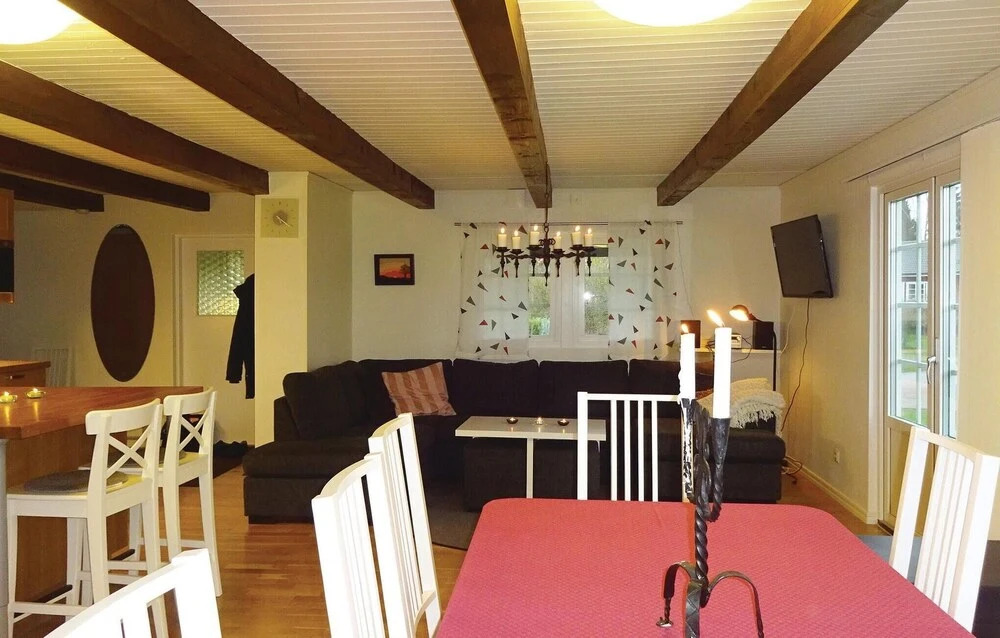 Lovely Home In Beddingestrand With Wifi