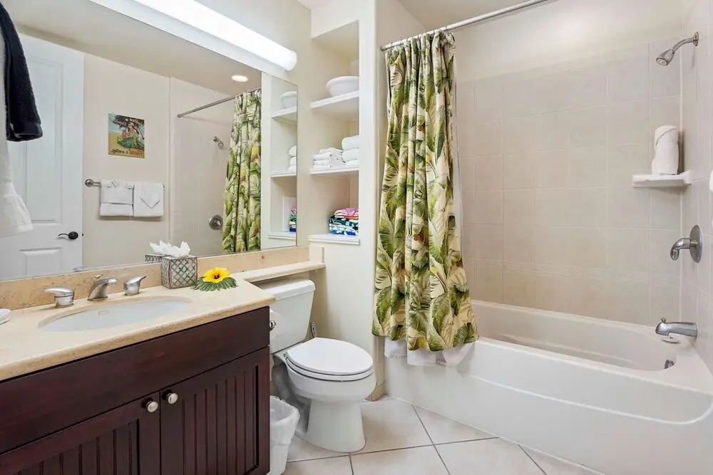 Concierge Included - Walk to Restaurants & Shopping - AC - Infinity Pool! -vrkcv