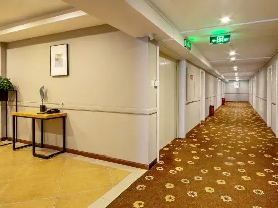 Homeinn Hotel (Chengdu Yulin Life Plaza Nijiashao Subway Station)
