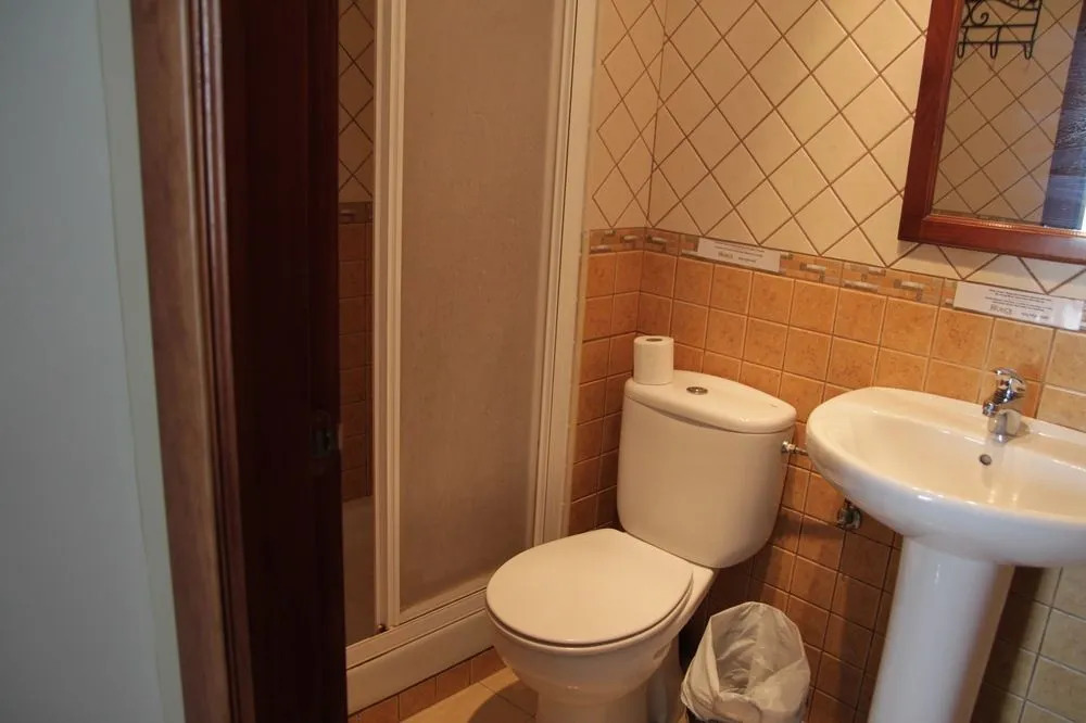 Bronce Guesthouse
