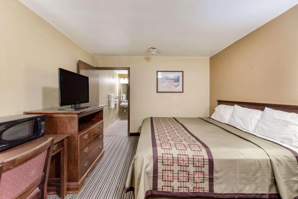 Americas Best Value Inn Columbus/West