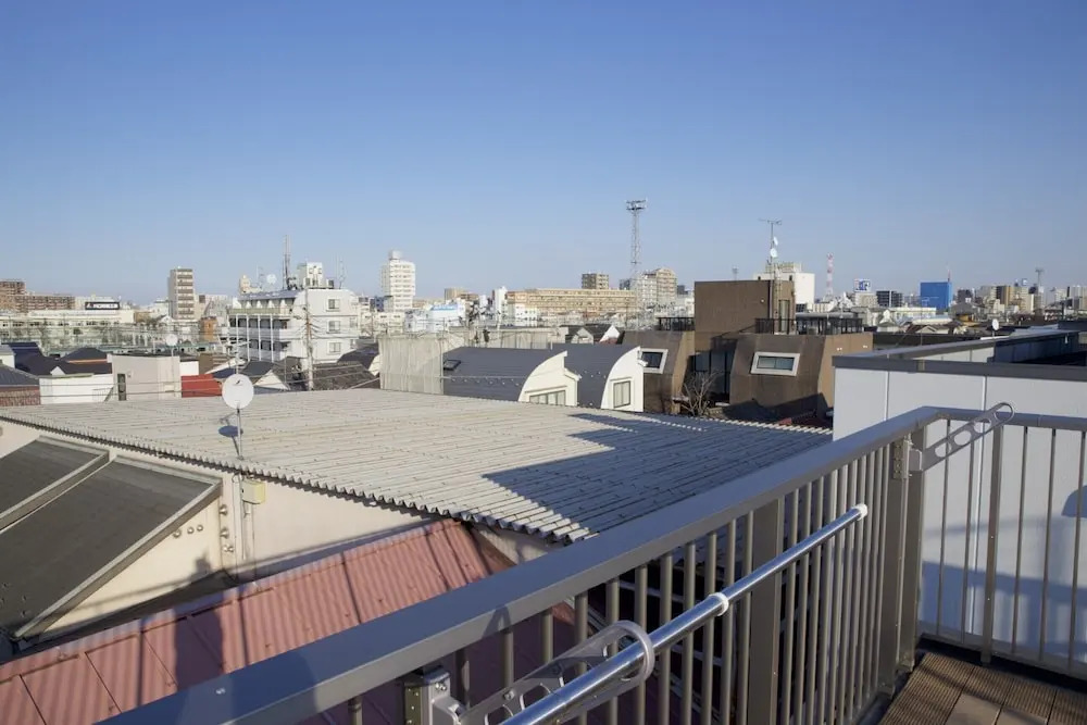 Kami-nakazato Guest House. 2min to Kami-Nakazato Sta. 10min to AKIHABARA Sta!