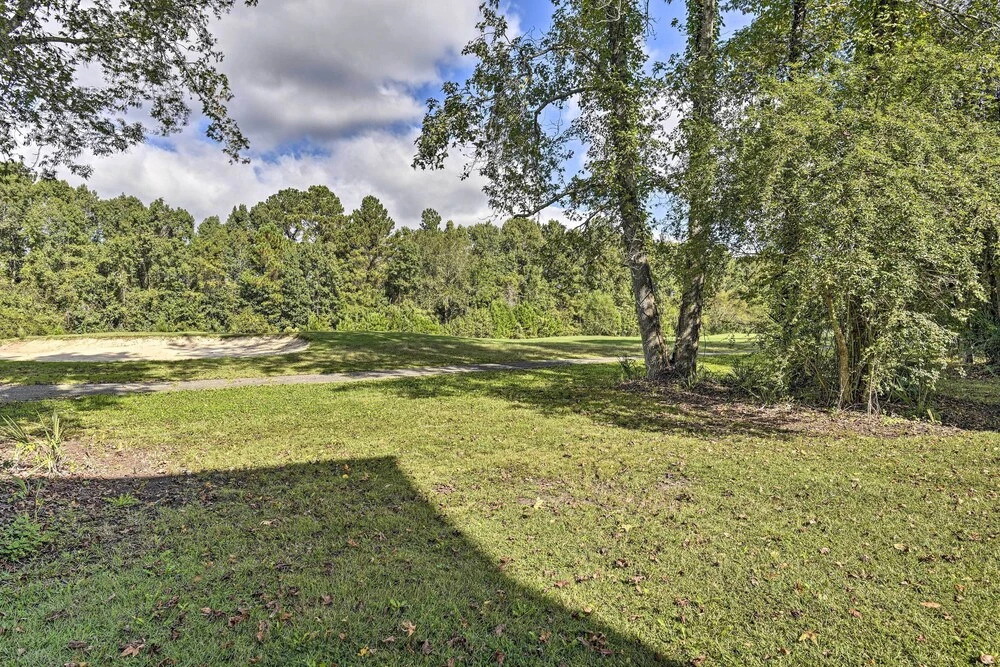 First-floor Myrtle Beach Condo w/ Pool Access!