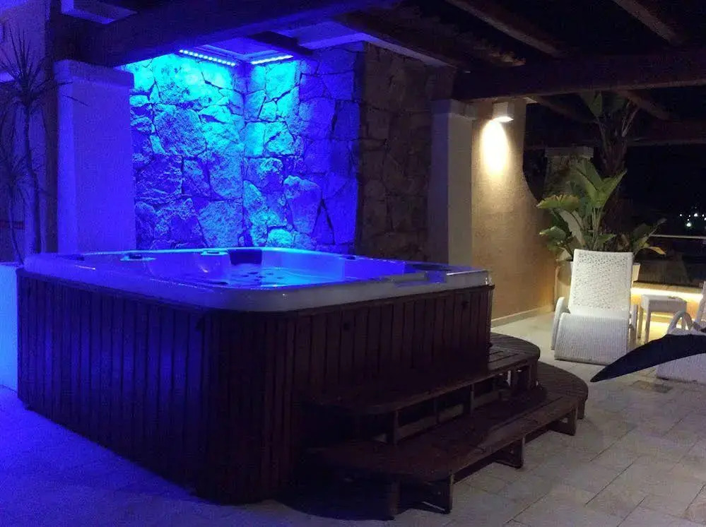 Janas Hotel