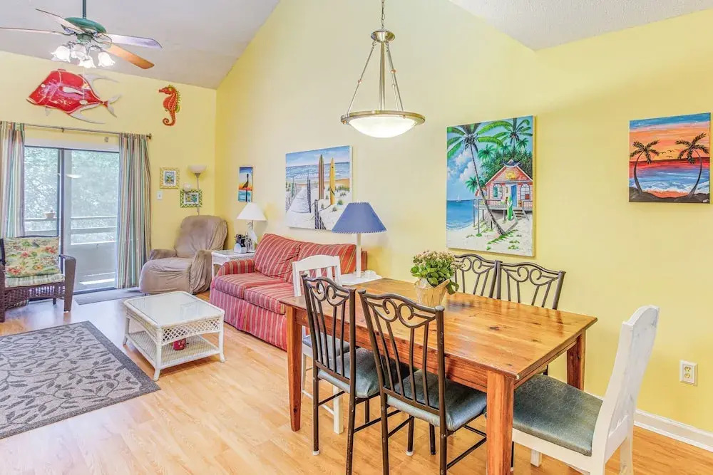 < 1/2 Mi to the Sand! Myrtle Beach Family Condo