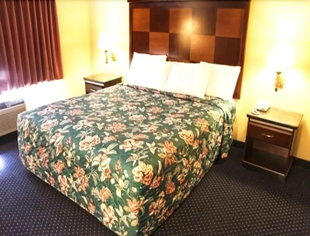 Inn at Bayshore