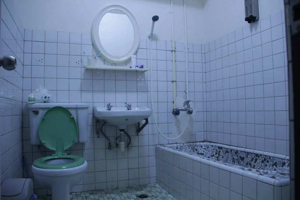 Bubbling Bunny Café - Hostel