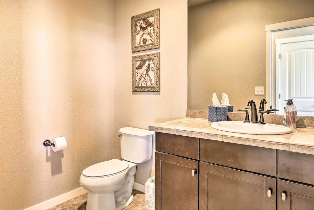Ski-in/out Granby Home w/ Gas Grill & Fire Pit!