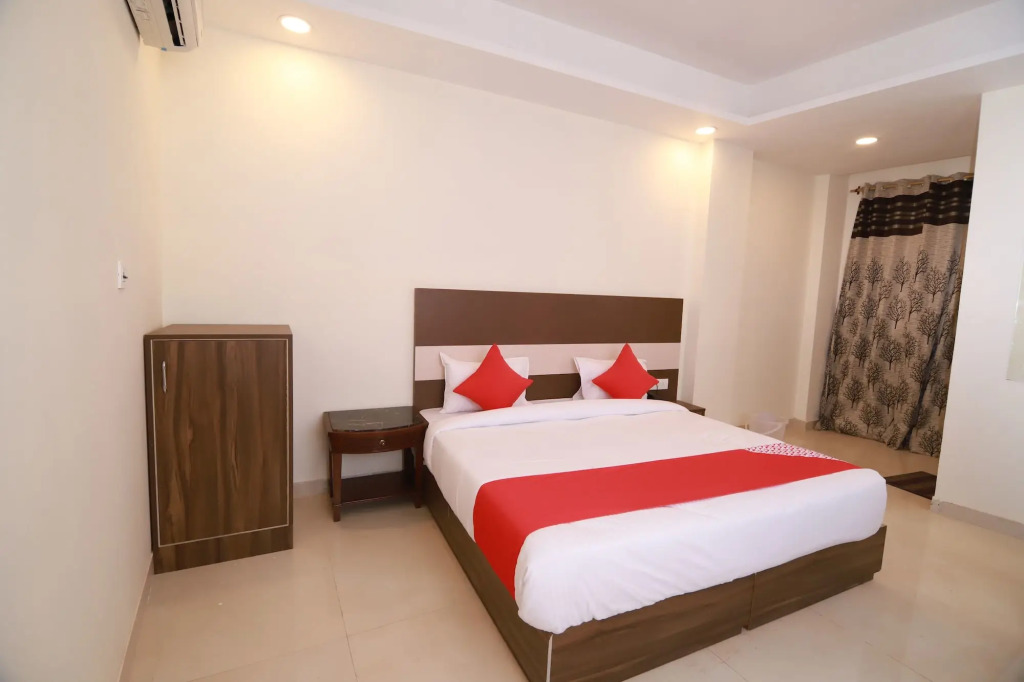Capital O 22494 Hotel Milan
