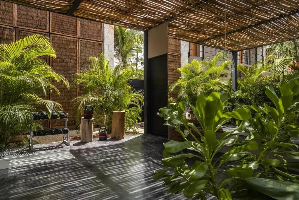 TOH luxury 2 Bedroom Minutes From Downtown