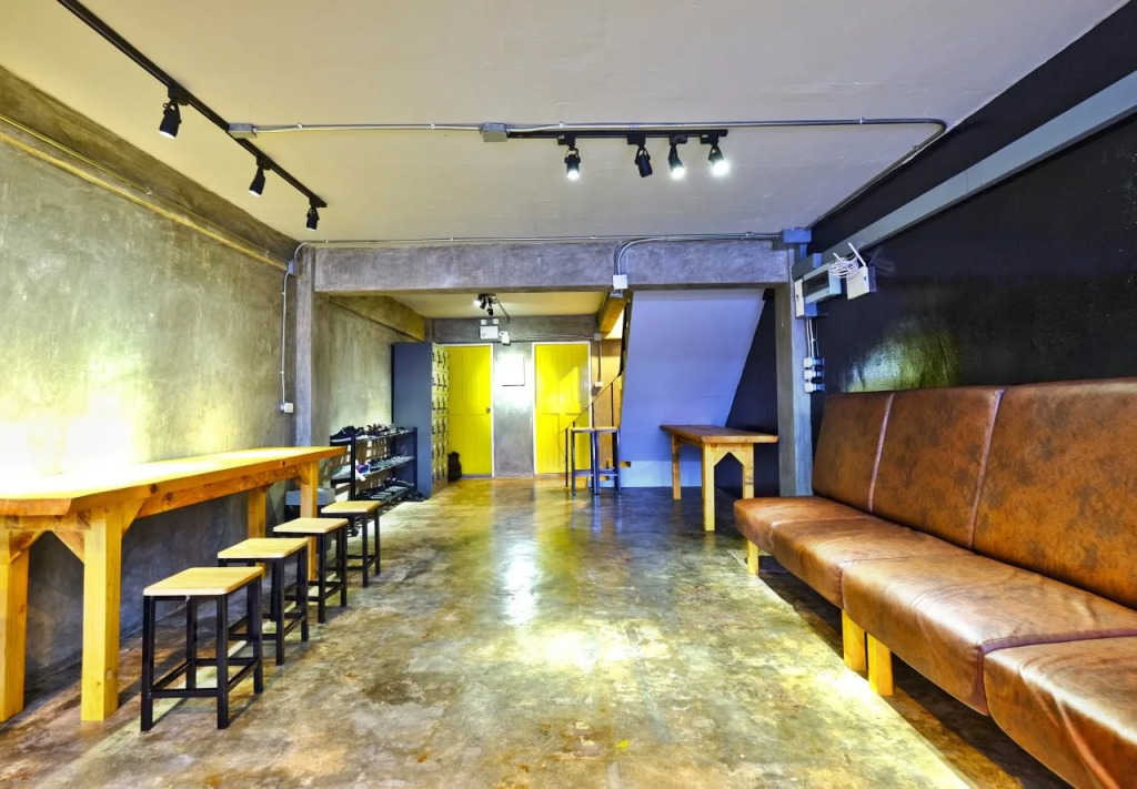 Banana Hostel