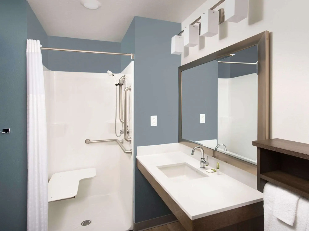 WoodSpring Suites Toledo Maumee