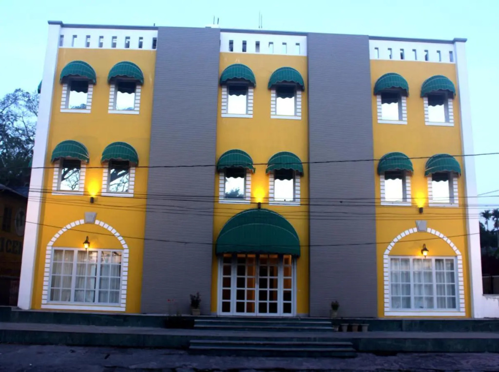 Diviyum Manor