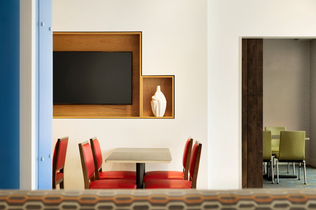 Holiday Inn Express & Suites Sioux City North - Event Center by IHG