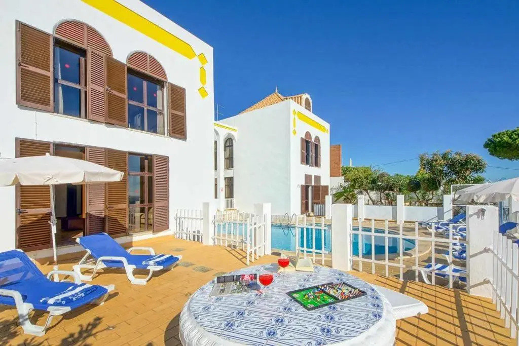 Villa Albuar