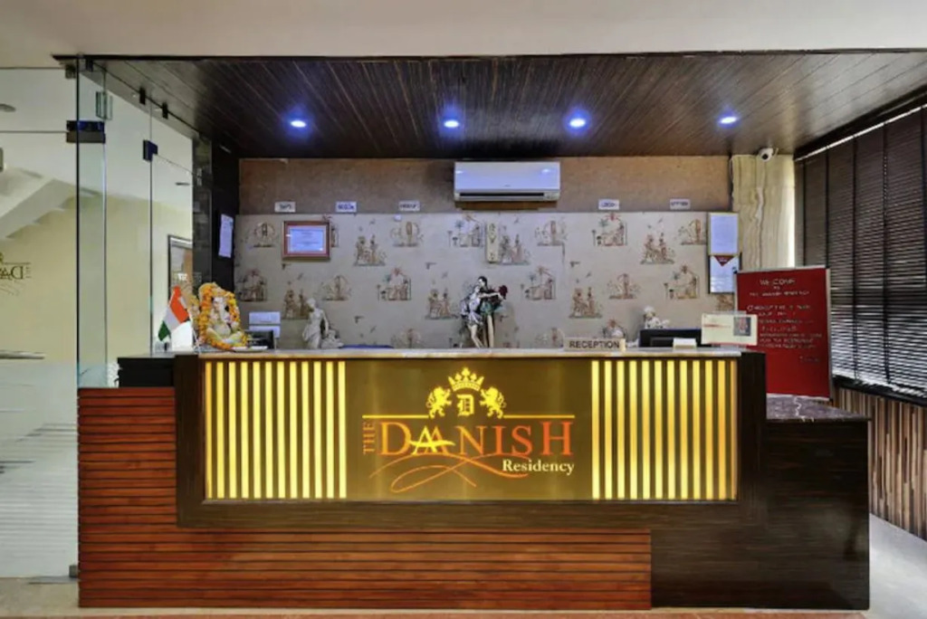 Hotel The Daanish Residency - Karol Bagh