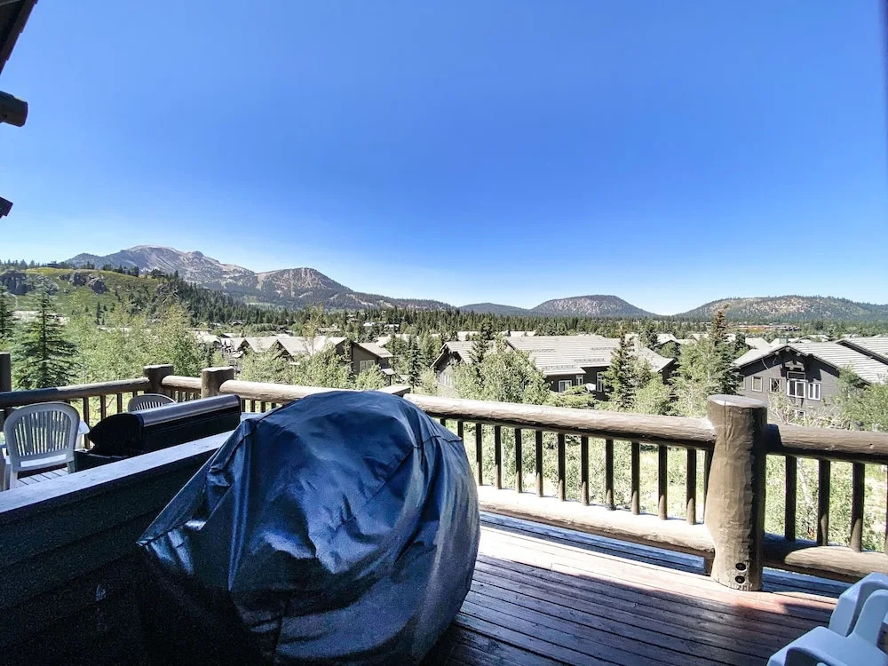 Snowcreek #991 3 Bedroom Condo