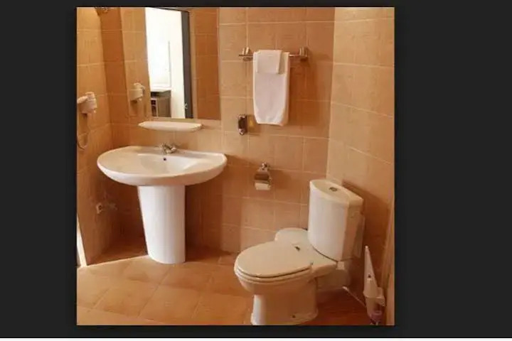 OYO 658 Hotel Seven Seas