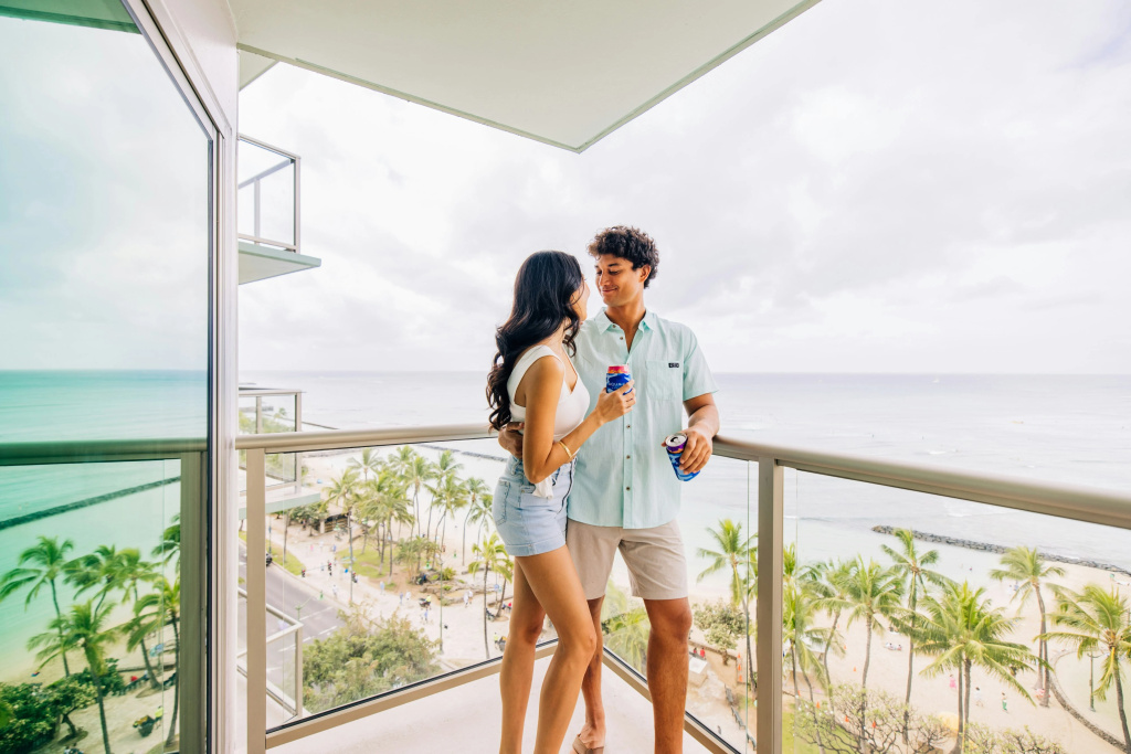 Отель Waikiki Circle