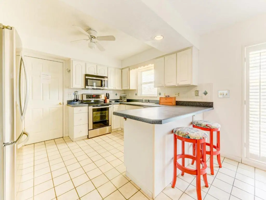 Ocean 14, 4 Bedrooms, Ocean View, WIFI, Pet Friendly, Sleeps 13