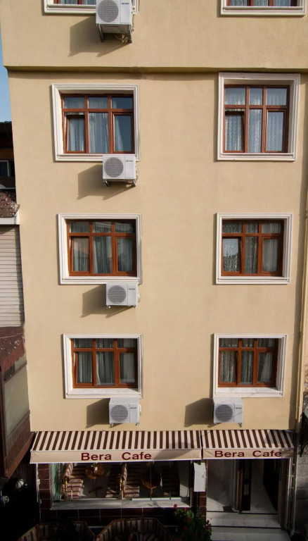 Bera House