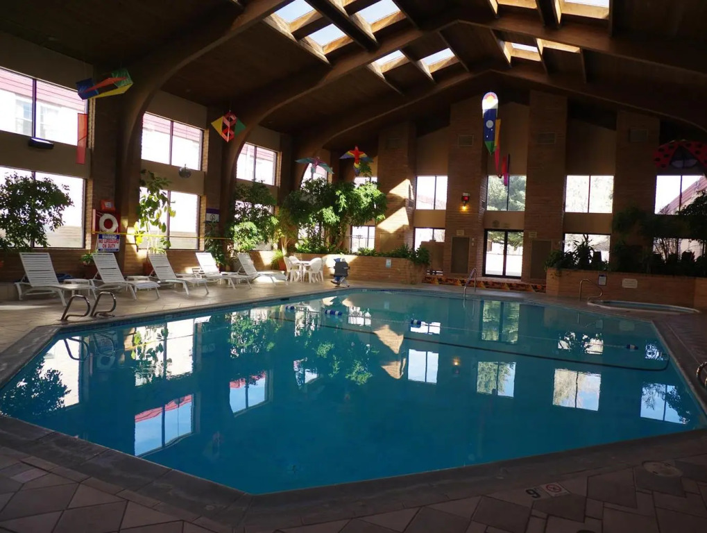 Douglas Inn and Conference Center