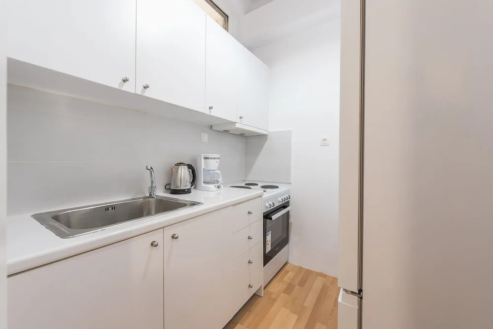 Apartment at Megaro Mousikis metro station 1bed 2 pers