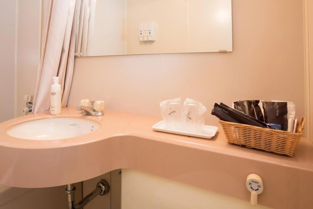 Crown Hotel Okinawa