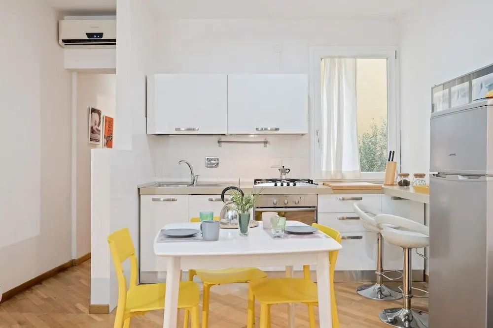 Pratello Luminous & Cozy Apartment in Centro