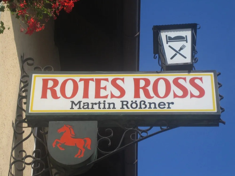 Rotes Ross