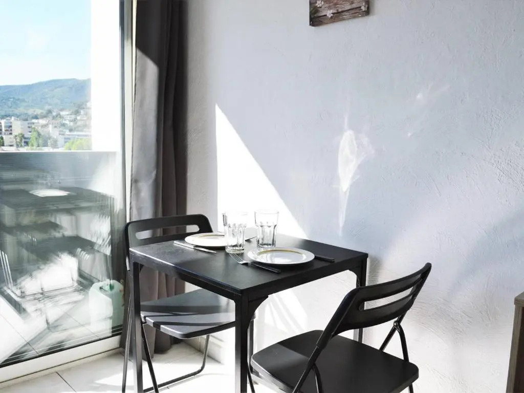 Appartement Le Lavandou, 1 pièce, 2 personnes - FR-1-251-391