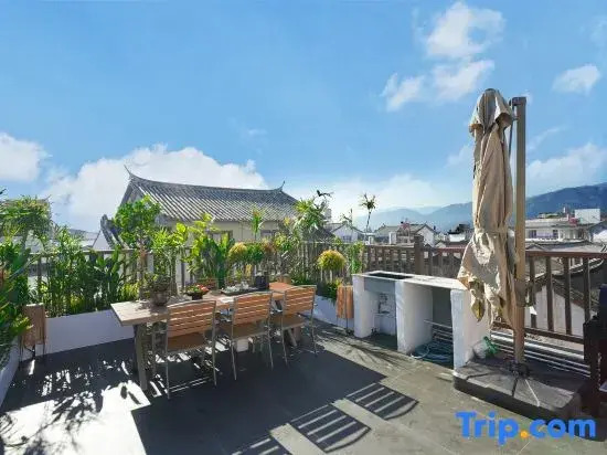 Yuying Pavilion - Designer Homestay (Weishan Ancient Town Branch)